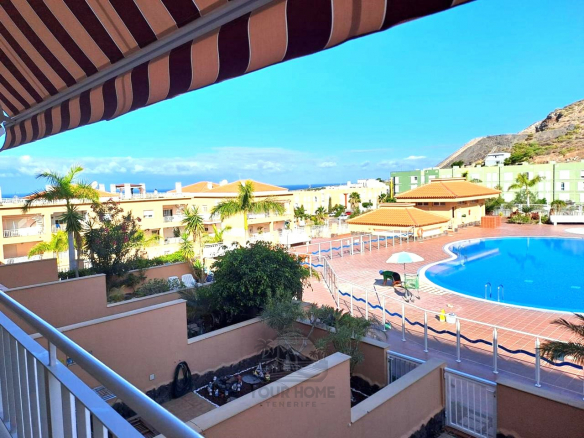 Bright and Spacious 3BR for Sale in Costa Adeje,Tenerife Discover this 122m2 flat for sale in Costa Adeje’s prestigious El Madroñal area. With 3 bedrooms, 3 bathrooms, garage, pool, and a 31m2 terrace, this apartment is perfect for comfortable living. View more now!