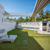 Bungalow for Sale in Island Village, Costa Adeje Explore a fully renovated 2-bedroom bungalow for sale in the Island Village complex, Costa Adeje. Features a large terrace, BBQ area, and holiday rental potential.