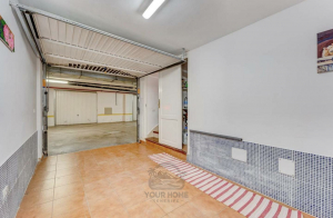 Garage -Tenerife Apartment for Sale with Parking .Explore our exclusive listings featuring homes and apartments with a garage.