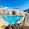 Villa for sale in Chayofa Arona ,Tenerife South Discover this stunning 3-bedroom villa for sale in Chayofa, Arona, featuring a private pool, solarium, and panoramic roof terrace. Just 10 minutes from Los Cristianos!