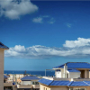 3B apartment For sale in Los Cristianos, Tenerife Discover a luxurious 3-bedroom apartment in Playa Graciosa 3, Los Cristianos. Features a large terrace, communal pools, and private parking. Perfect for living or investing!